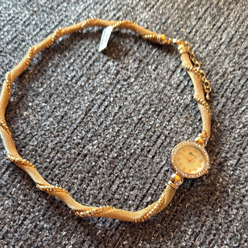 Gold Mesh Necklace with Watch Pendant, never worn